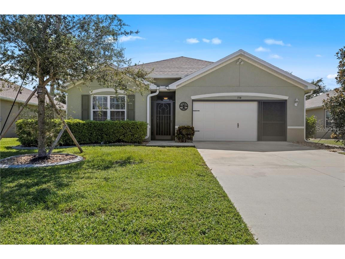 7716 Mikasa Drive Punta Gorda FL 33950 C7480786 image1
