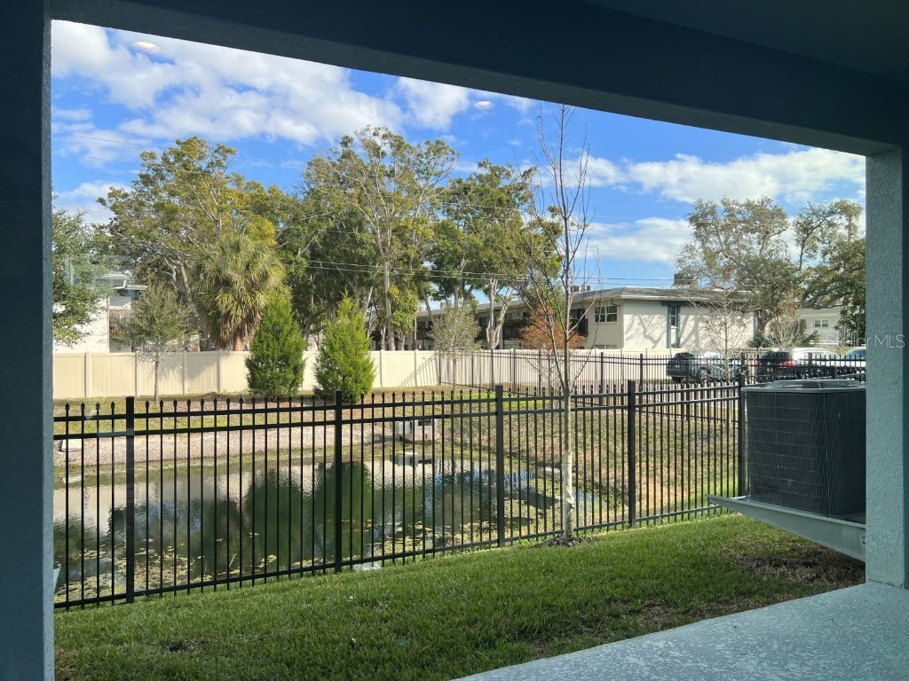 7717 93rd Street N Seminole FL 33777 TB8450868 image10