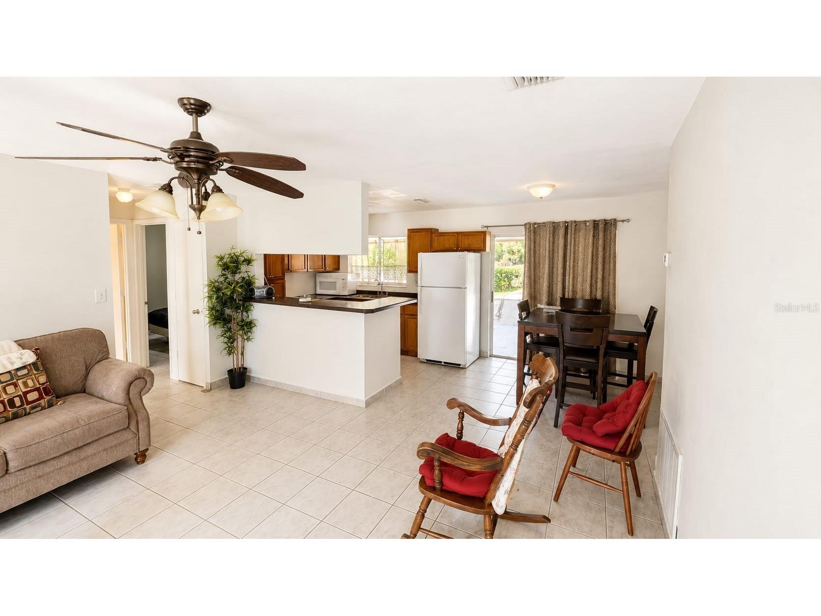 7717 Groveridge Court Orlando FL 32810 S5151895 image3