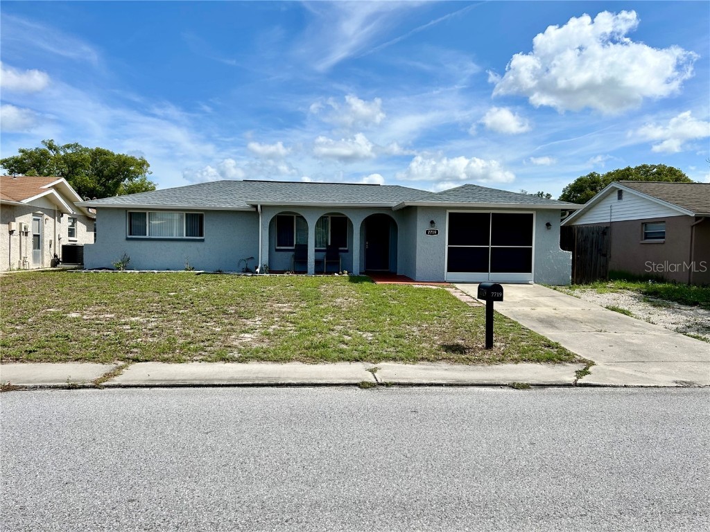 7719 Gaston Drive Port Richey FL 34668 W7875442 image1