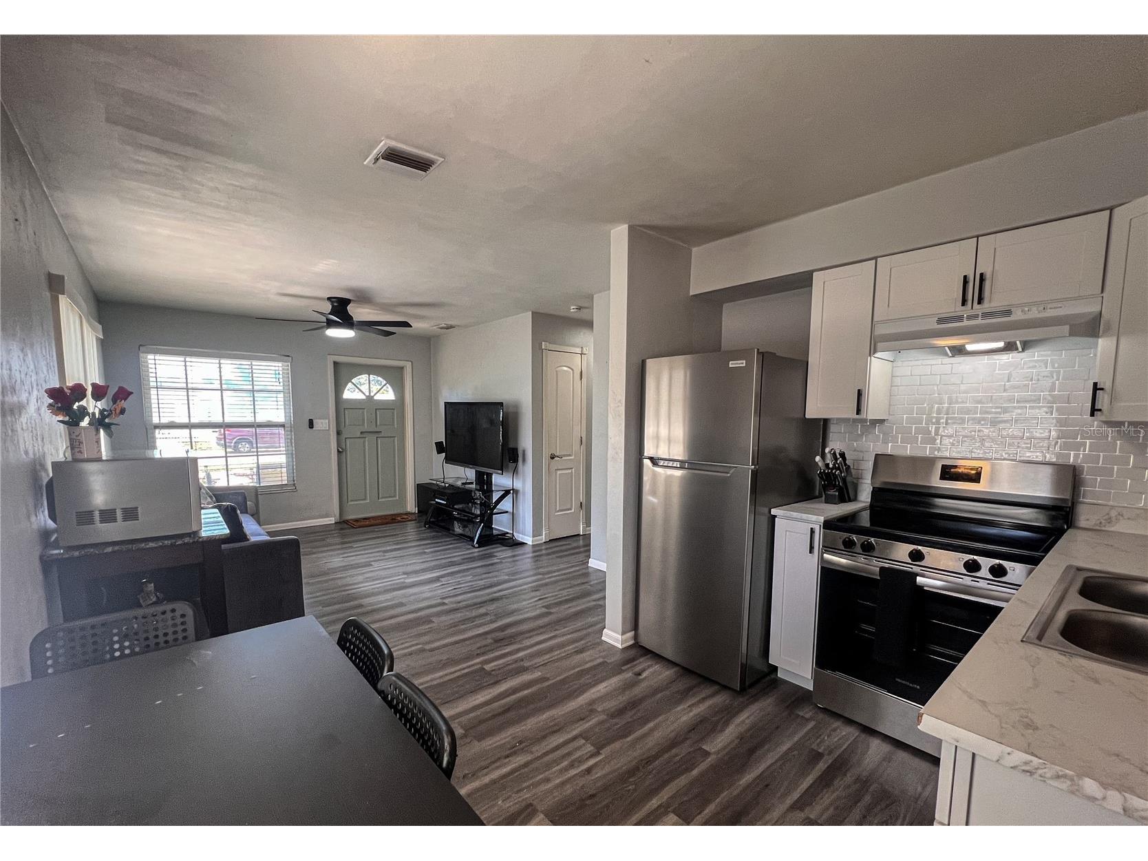 772 71st Avenue N Saint Petersburg FL 33702 TB8504623 image12