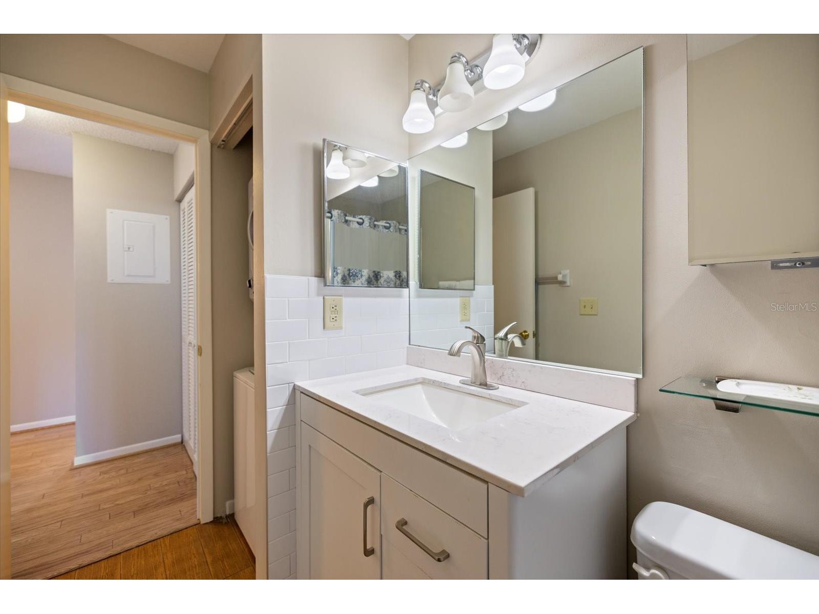 772 Bird Bay Drive N #104 Venice FL 34285 N6143265 image24