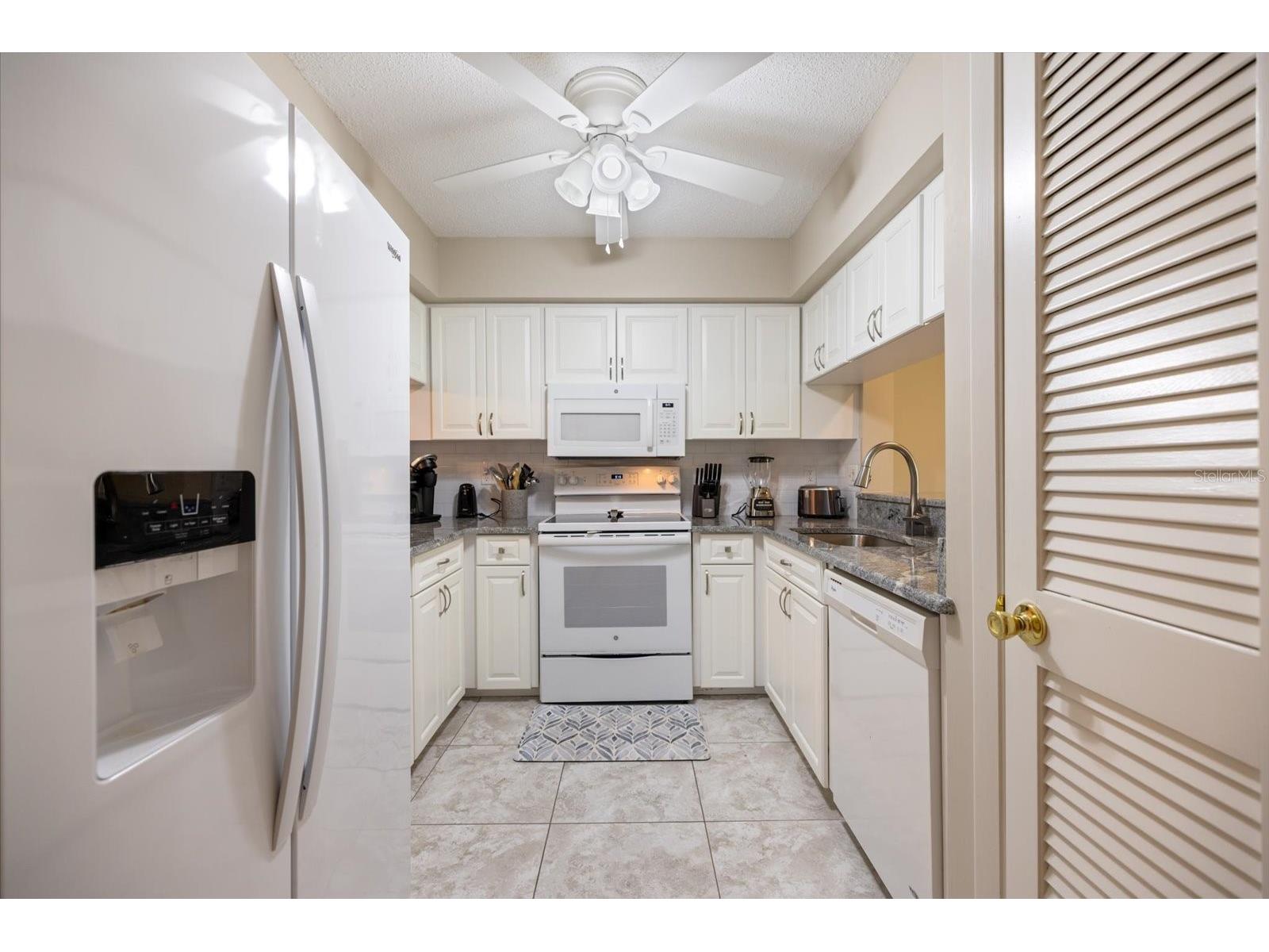 772 Bird Bay Drive N #104 Venice FL 34285 N6143265 image8