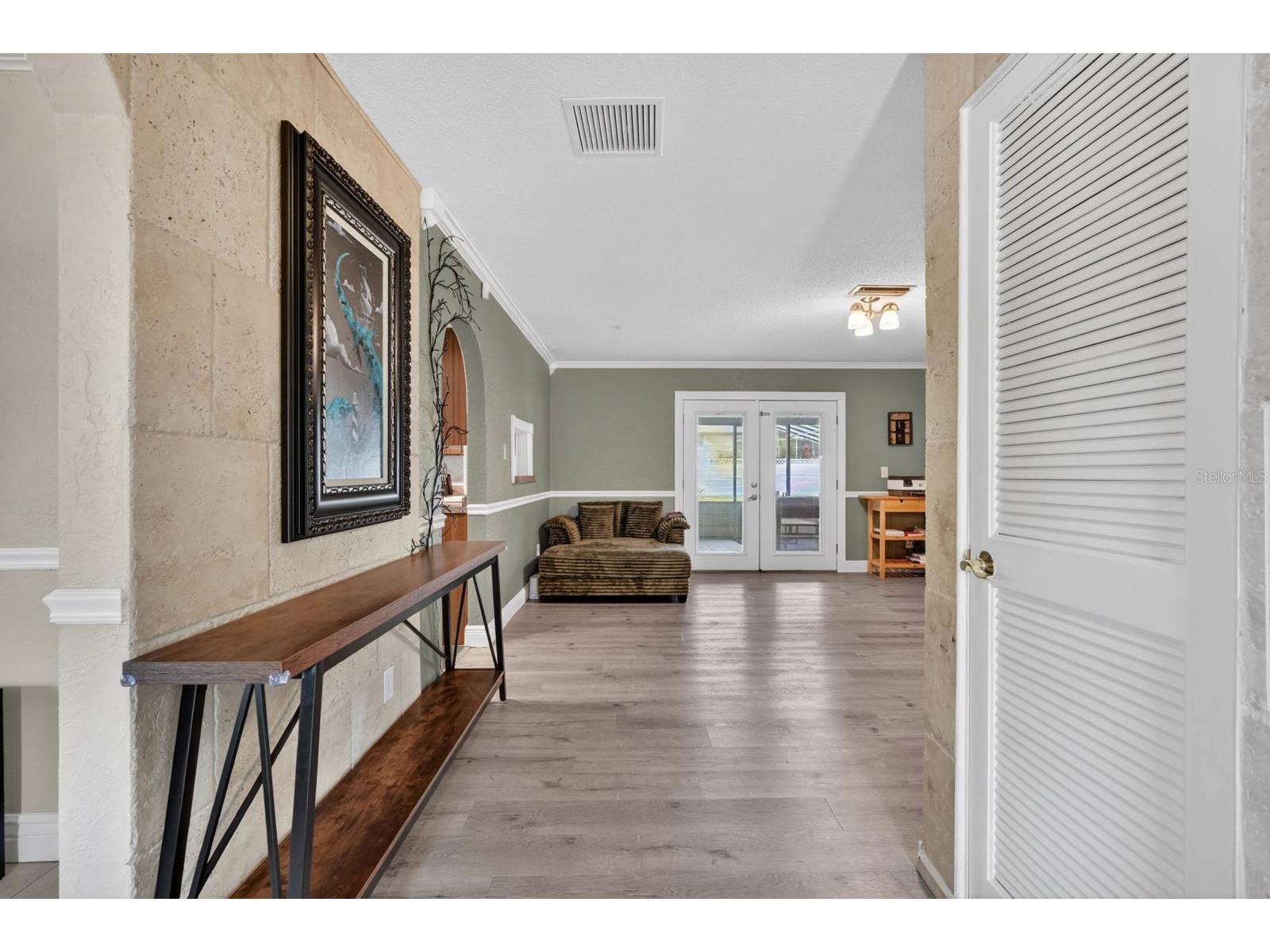 772 N Beach Street Ormond Beach FL 32174 V4949379 image3