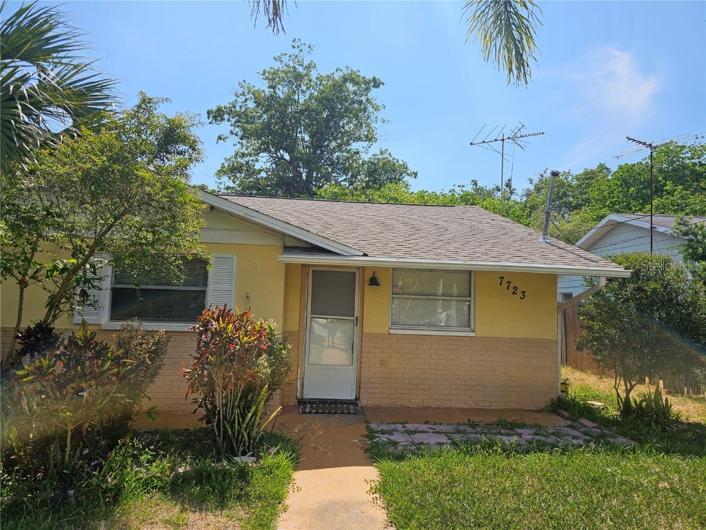 7723 Chapel Avenue Port Richey FL 34668 U8245127 image1