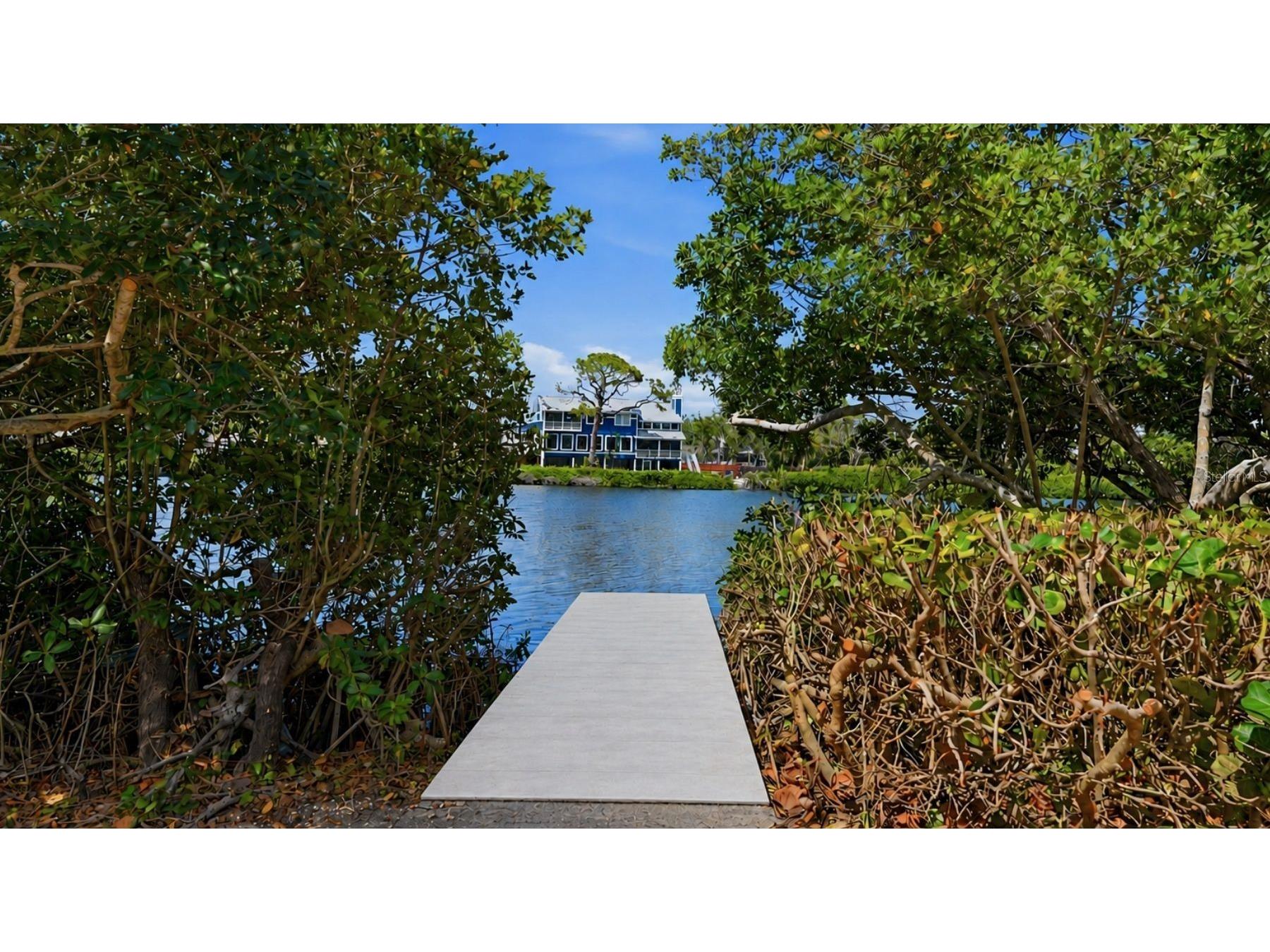 7723 Sanderling Road Sarasota FL 34242 A4694041 image4