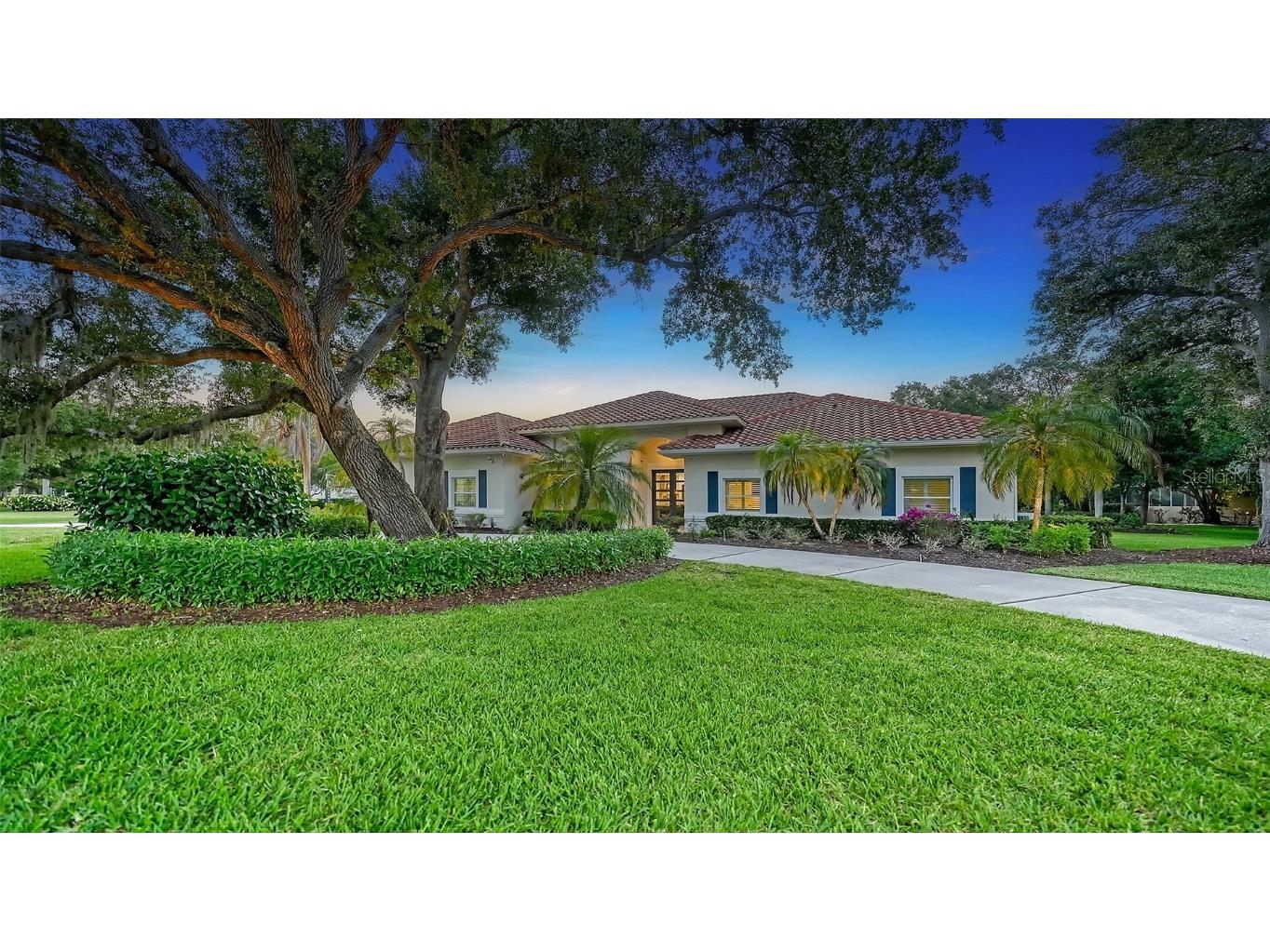 7724 Alister Mackenzie Drive Sarasota FL 34240 A4610240 image1