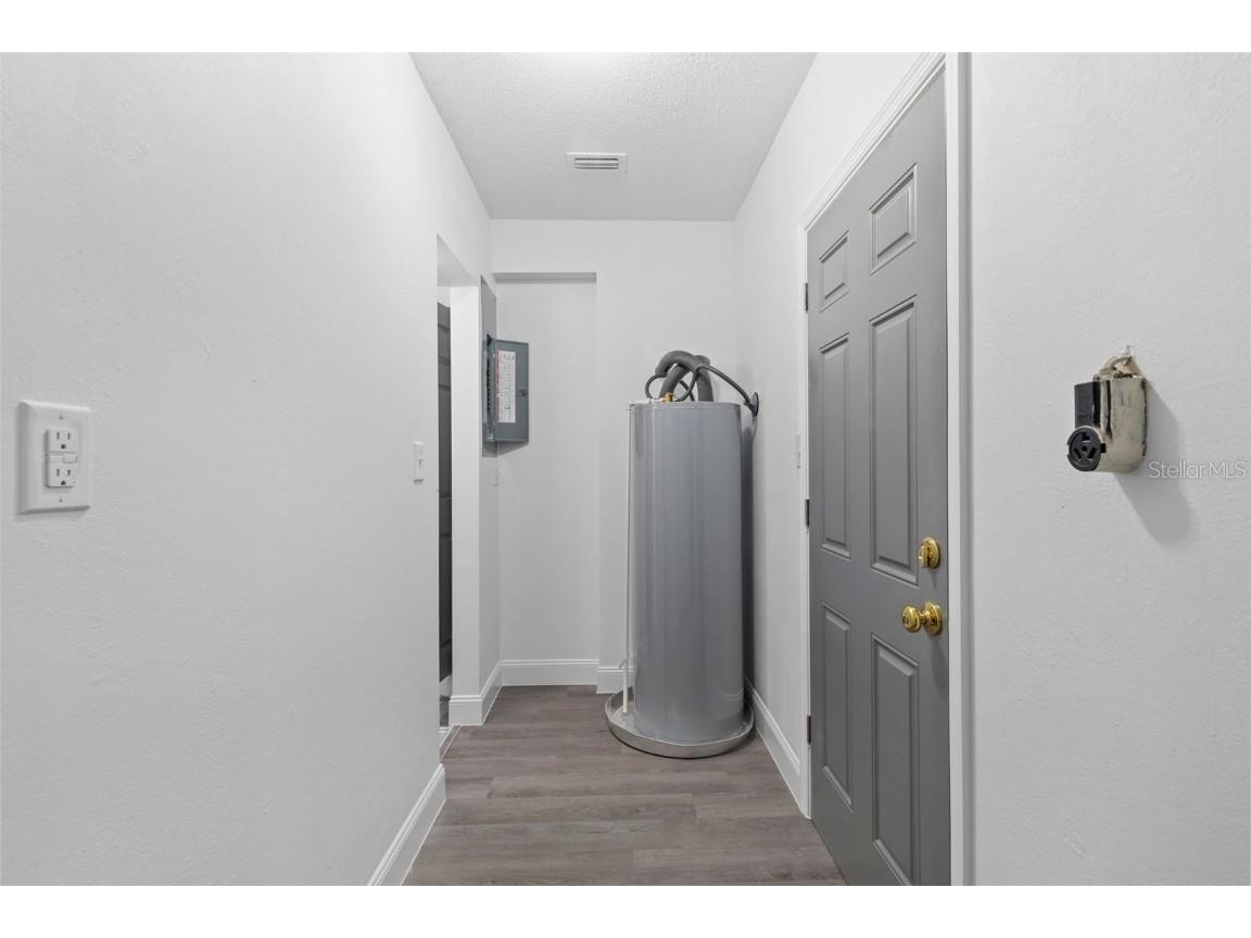 7724 Downing Circle Tampa FL 33610 TB8428596 image14