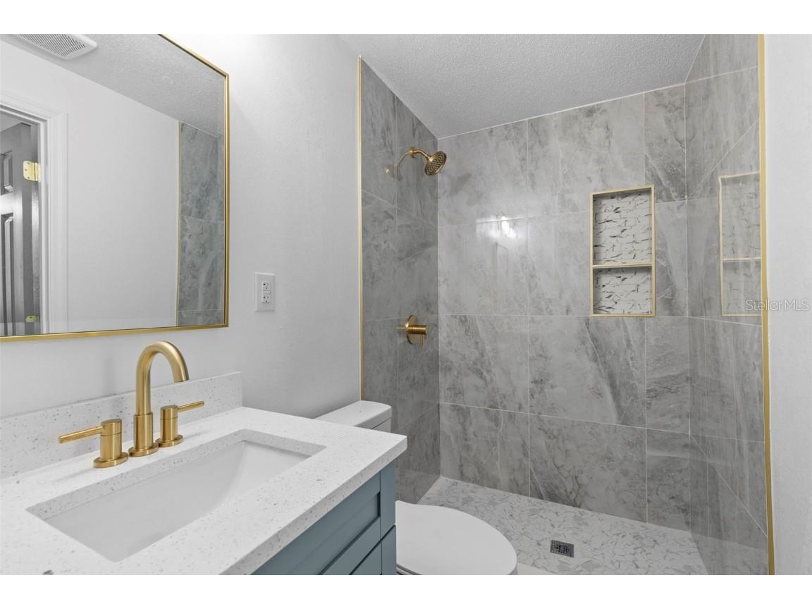 7724 Downing Circle Tampa FL 33610 TB8428596 image19