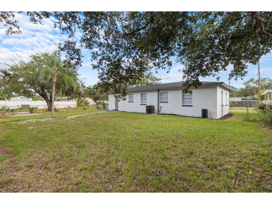 7724 Downing Circle Tampa FL 33610 TB8428596 image28