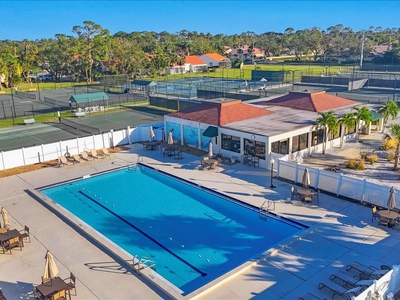 7724 Palm Aire Lane Sarasota FL 34243 A4649627 image44