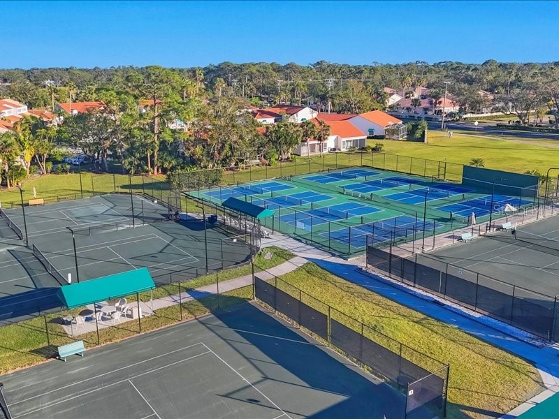 7724 Palm Aire Lane Sarasota FL 34243 A4649627 image45