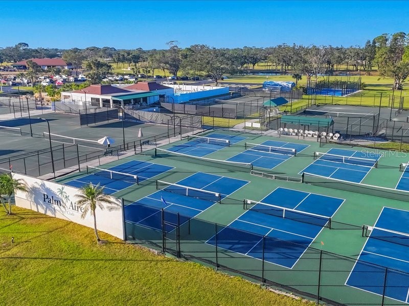 7724 Palm Aire Lane Sarasota FL 34243 A4649627 image46