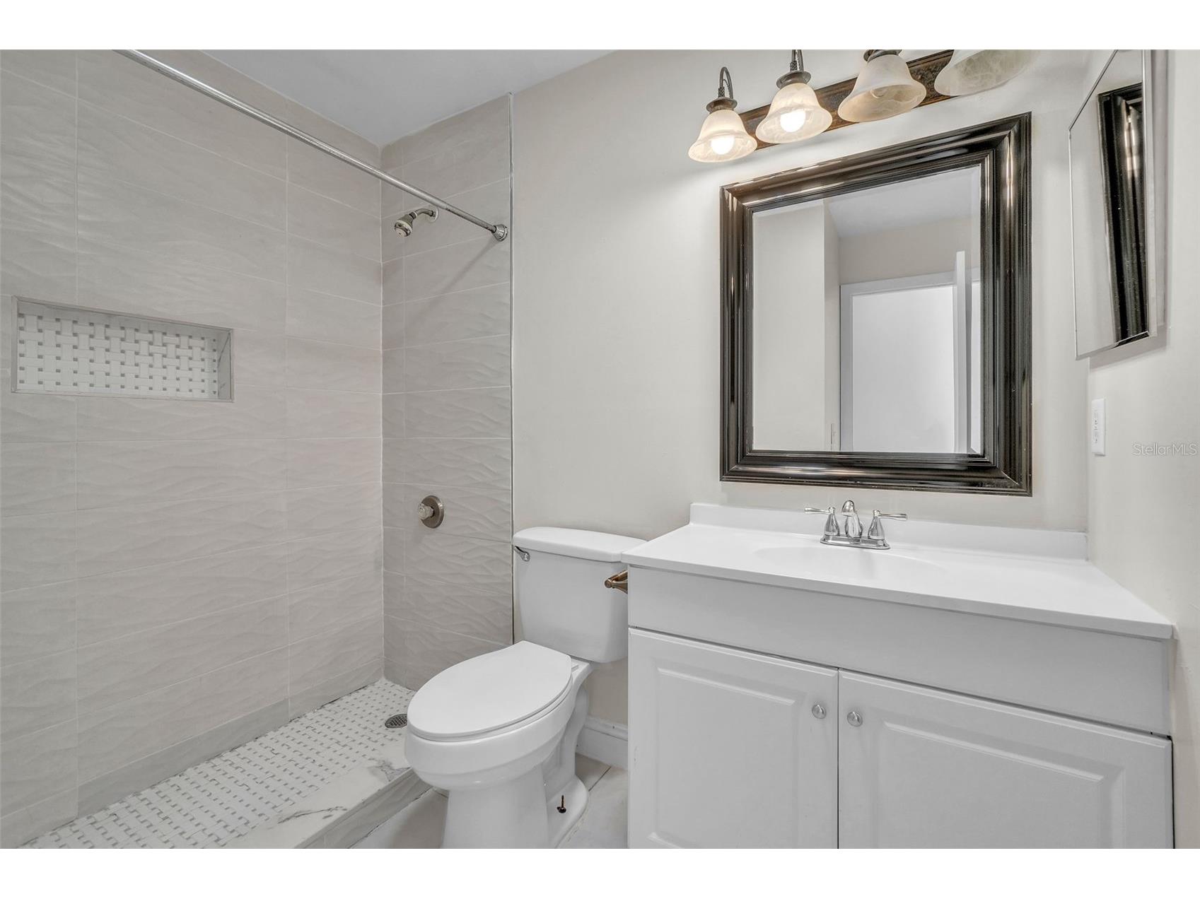 7724 Pengrove Pass Orlando FL 32835 O6382535 image18