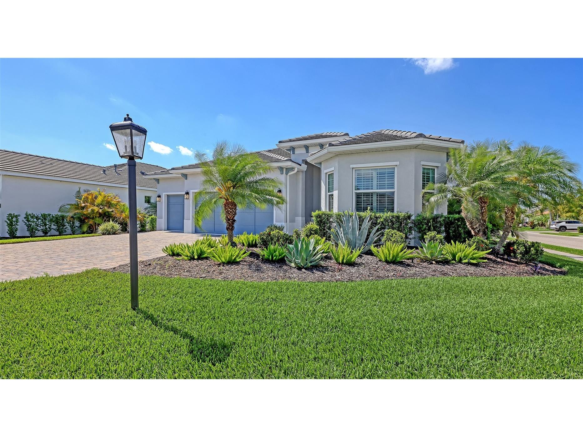 7724 Sandhill Lake Drive Sarasota FL 34241 A4691766 image1