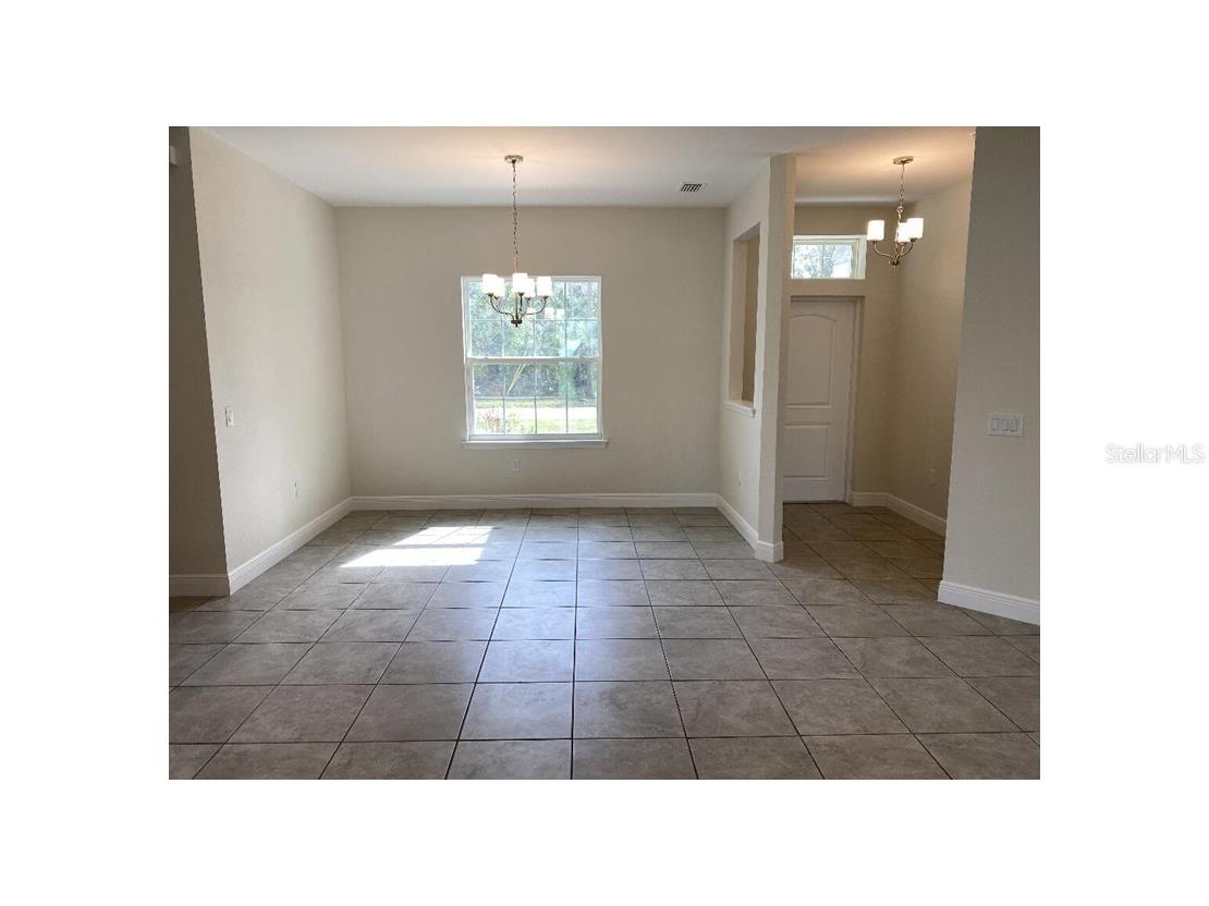7724 Swiss Avenue North Port FL 34291 OM721072 image4