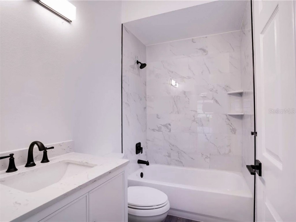 7724 Us Open Loop Lakewood Ranch FL 34202 - 4 LAKES A4638915 image14