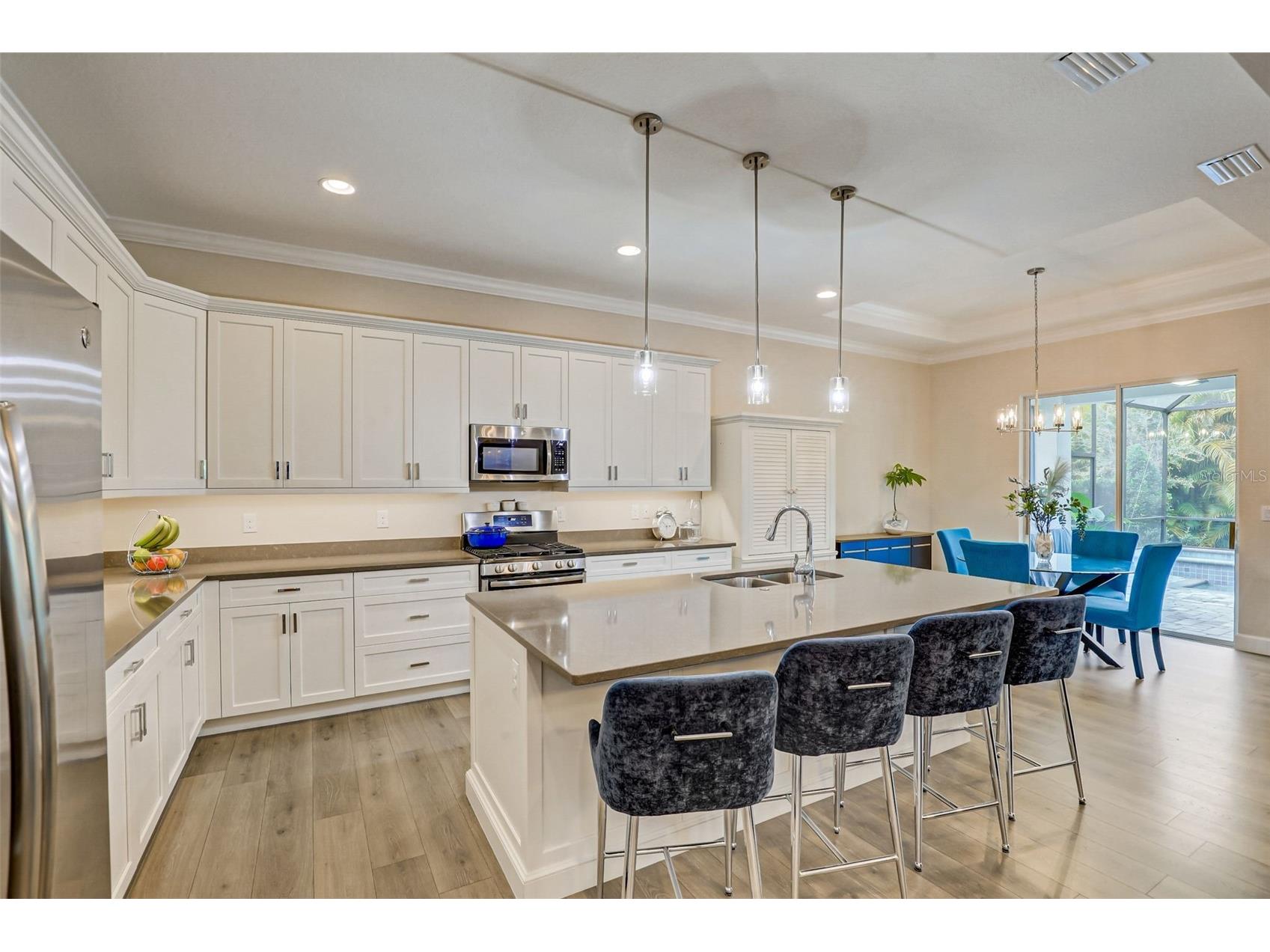 7725 Sandhill Lake Drive Sarasota FL 34241 A4675249 image11