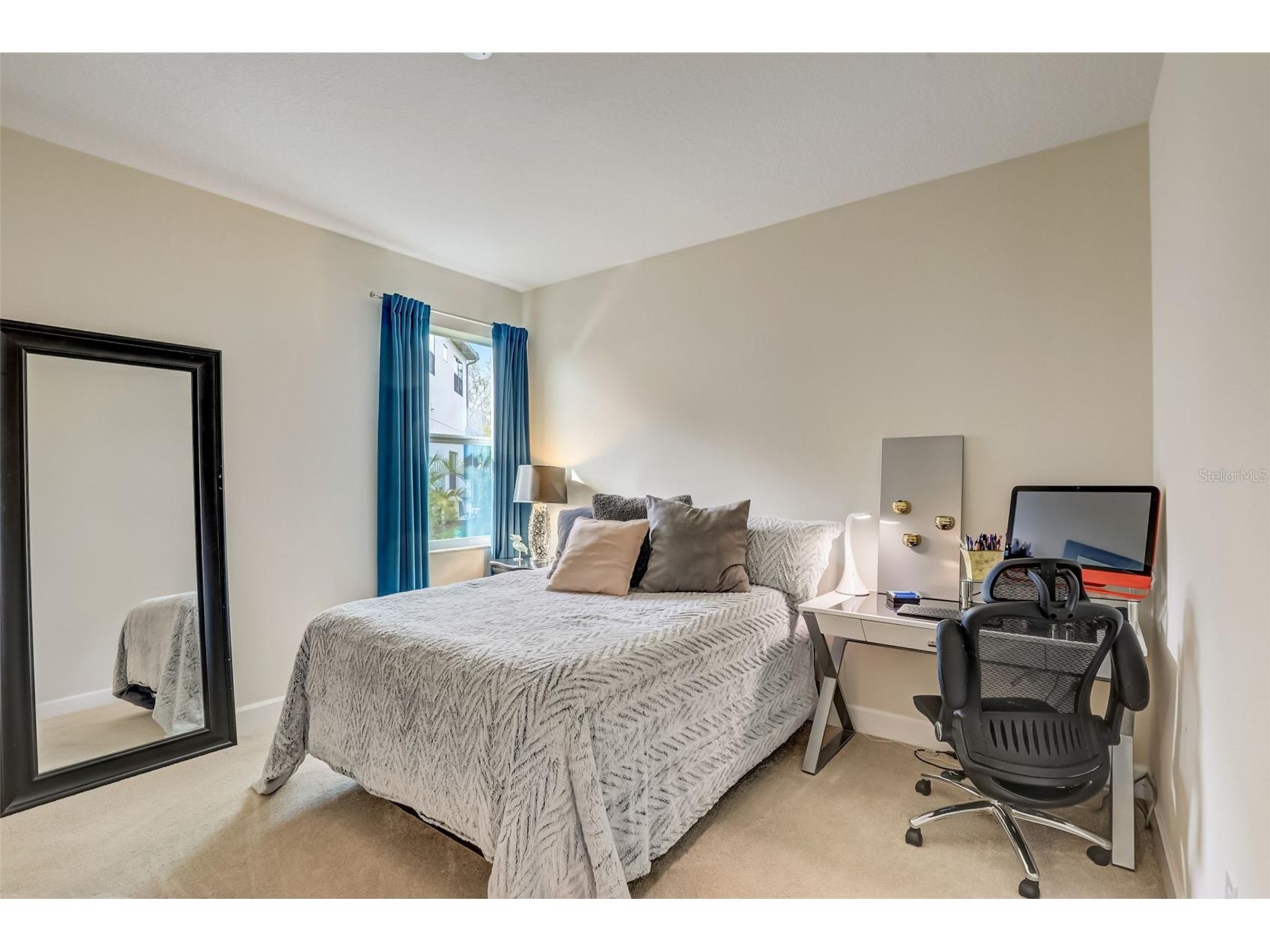 7725 Sandhill Lake Drive Sarasota FL 34241 A4675249 image25