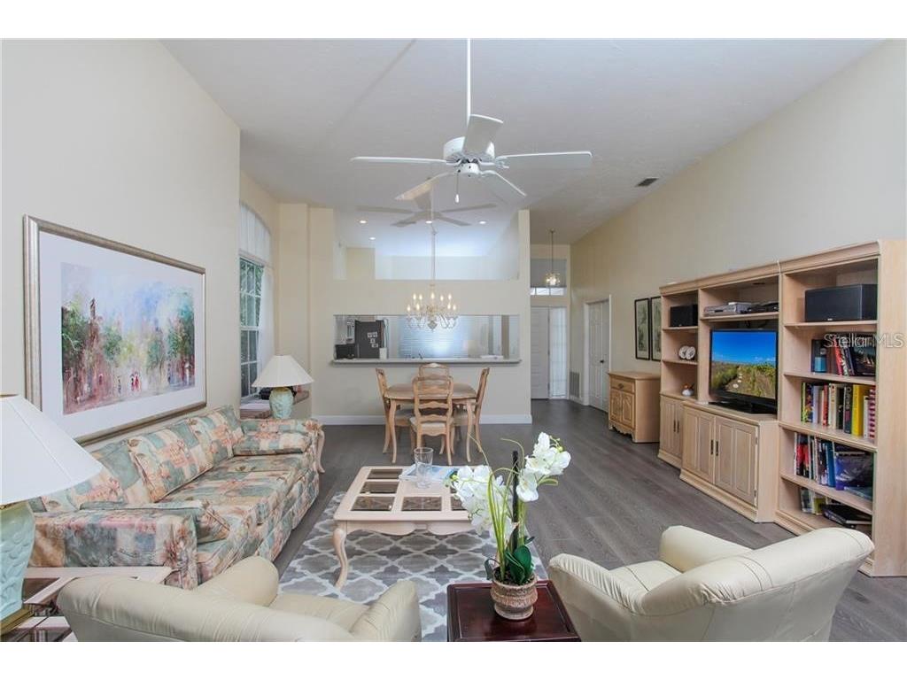 7725 Whitebridge Glen University Park FL 34201 A4443867 image10