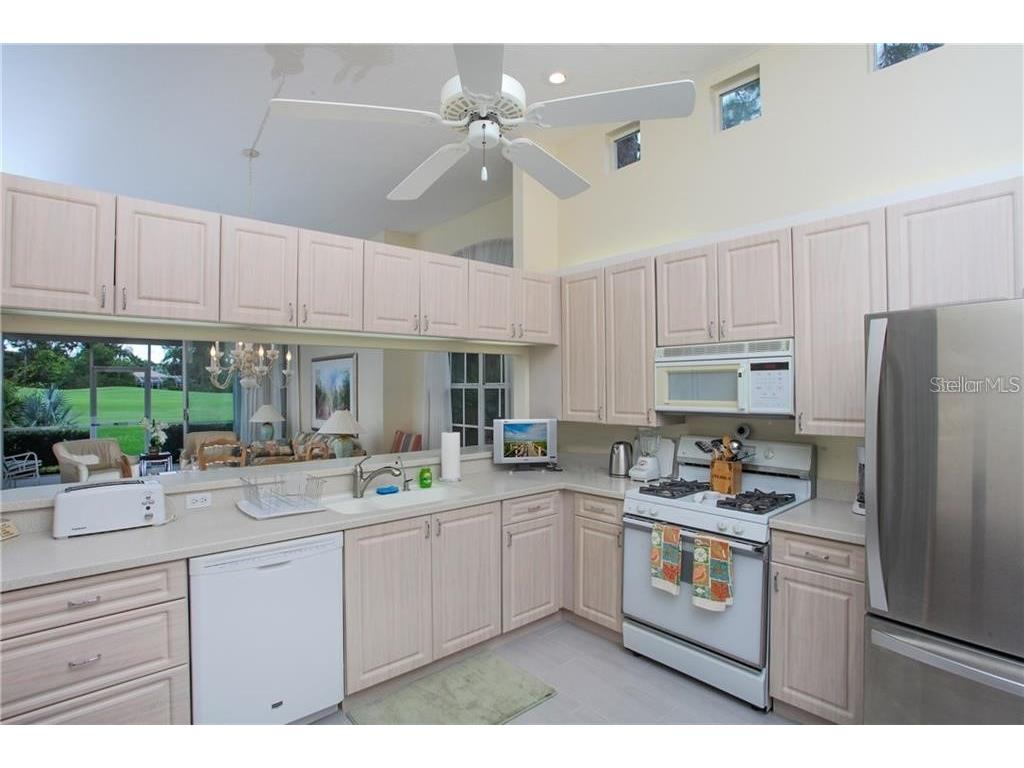 7725 Whitebridge Glen University Park FL 34201 A4443867 image12