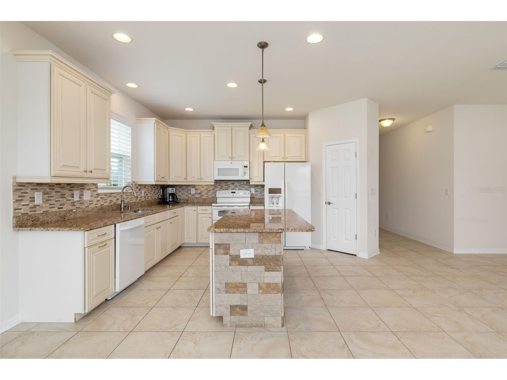 7726 111th Terrace E Parrish FL 34219 A4696366 image10