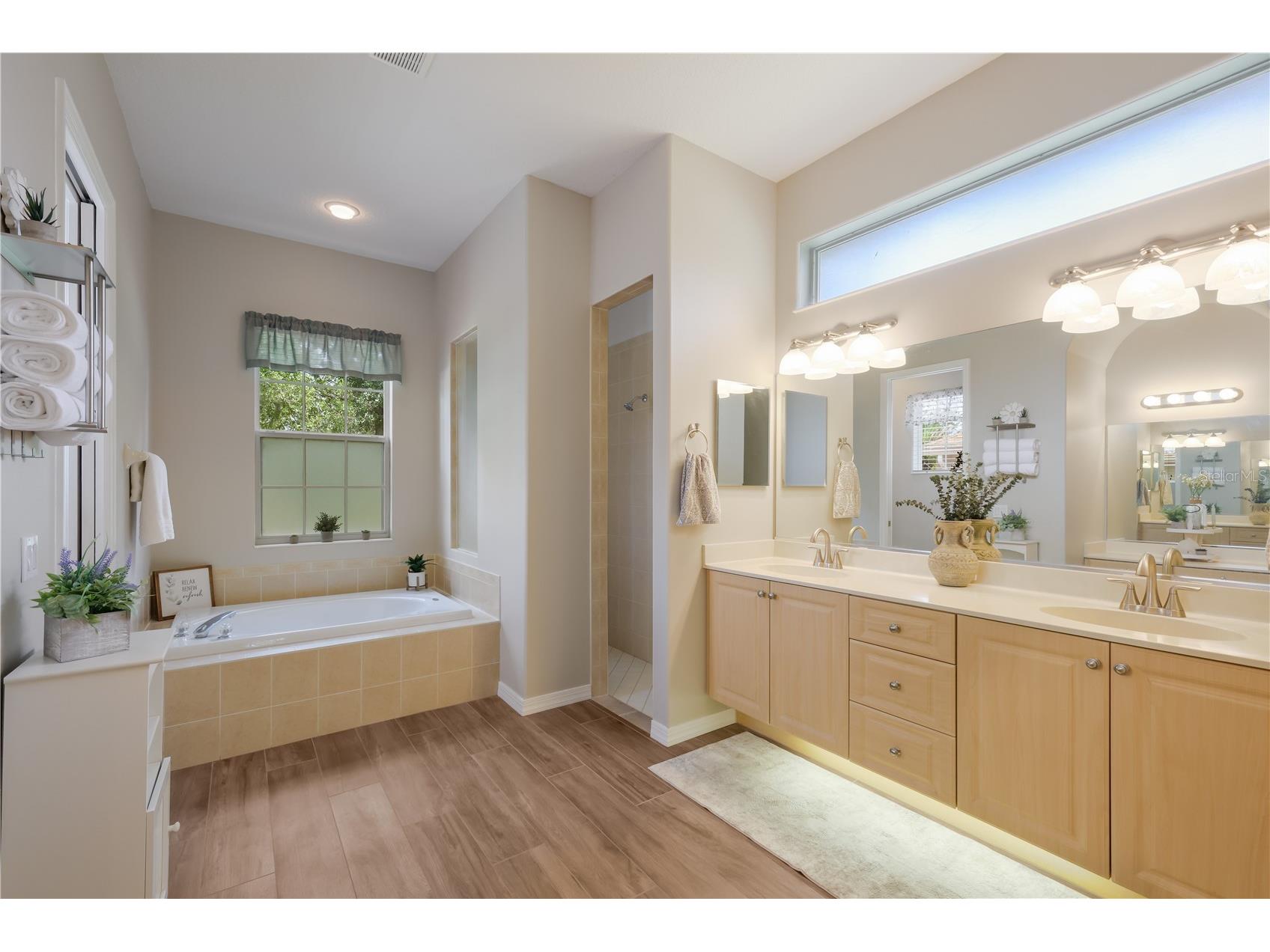 7726 Jay Watch Glen Bradenton FL 34202 A4692510 image19