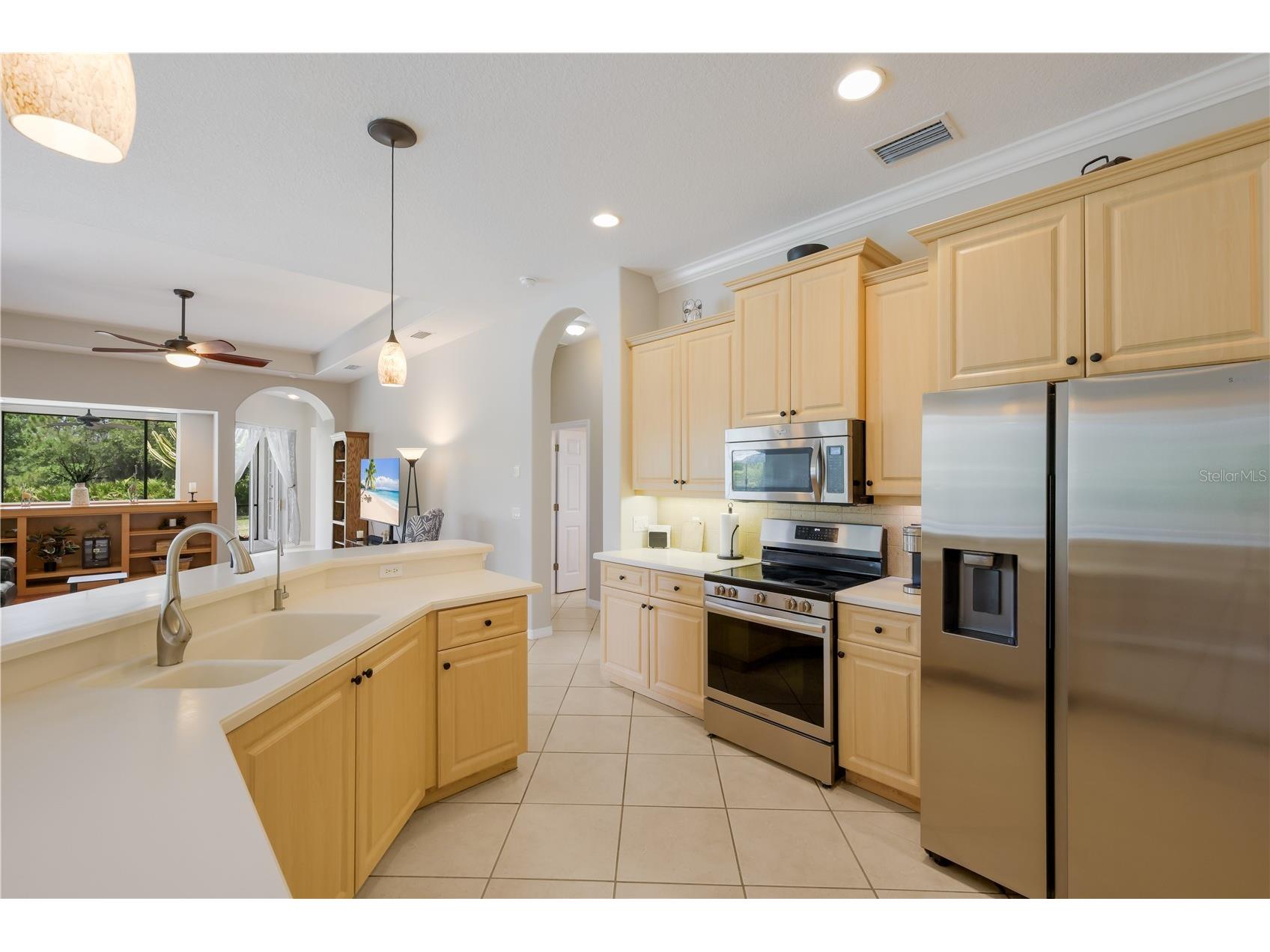 7726 Jay Watch Glen Bradenton FL 34202 A4692510 image9