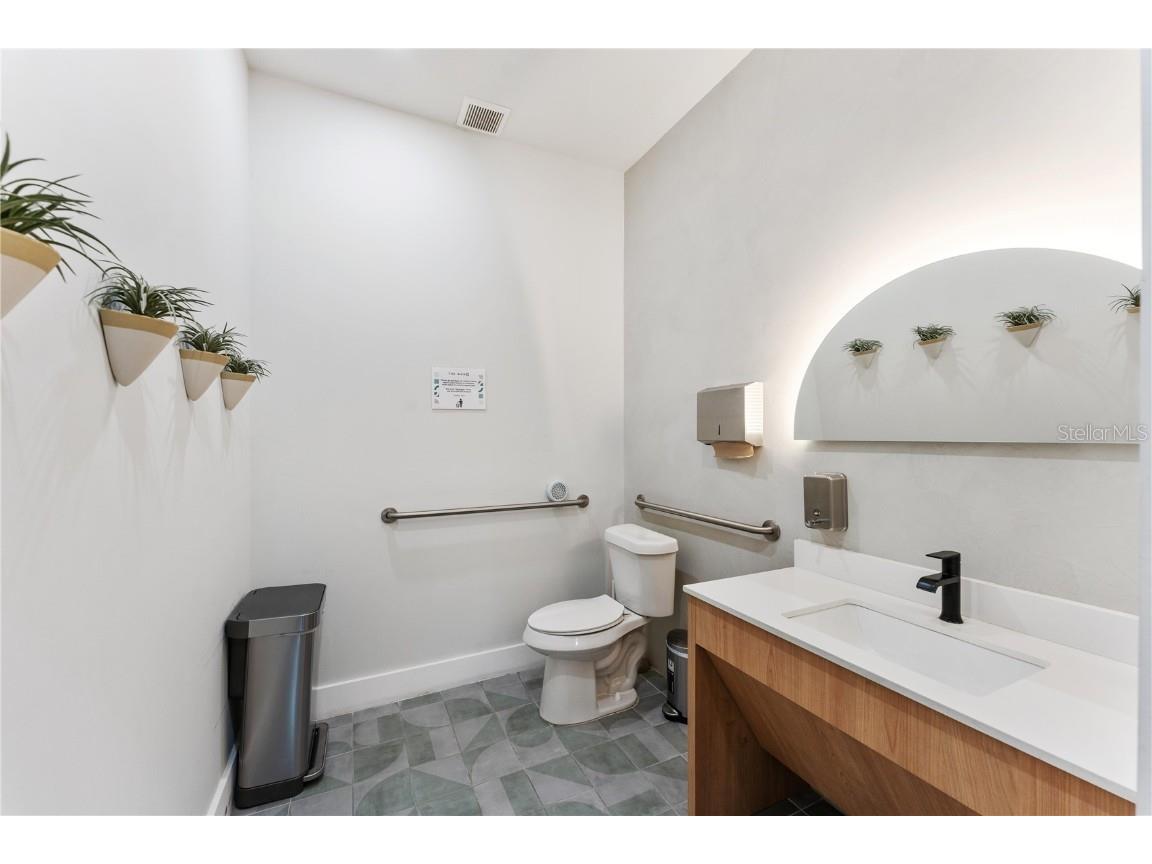 7726 Winegard Road Orlando FL 32809 S5118874 image9