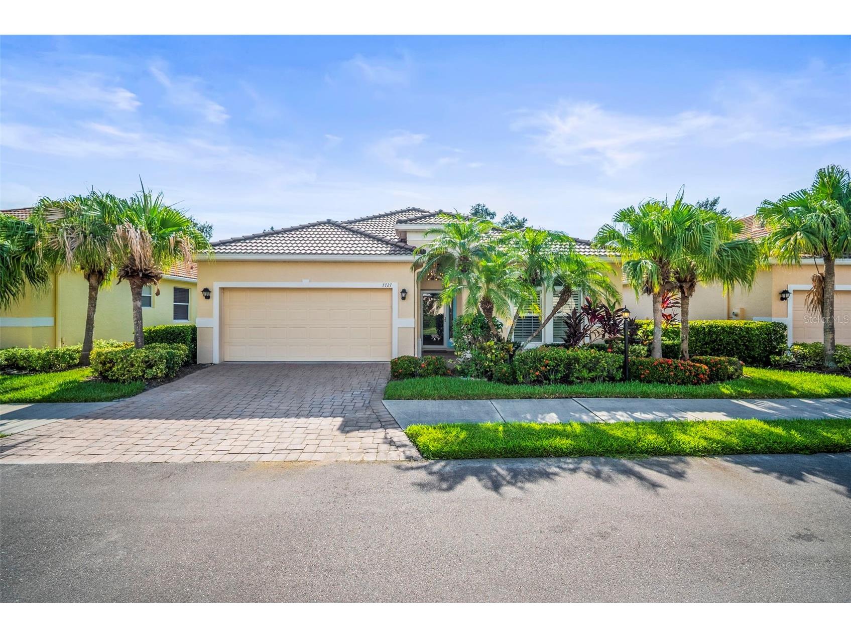 7727 33rd Street E Sarasota FL 34243 A4662807 image1