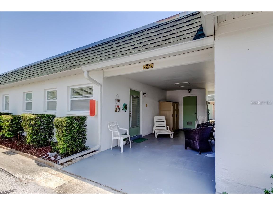 7727 39th Avenue N Saint Petersburg FL 33709 TB8438573 image2