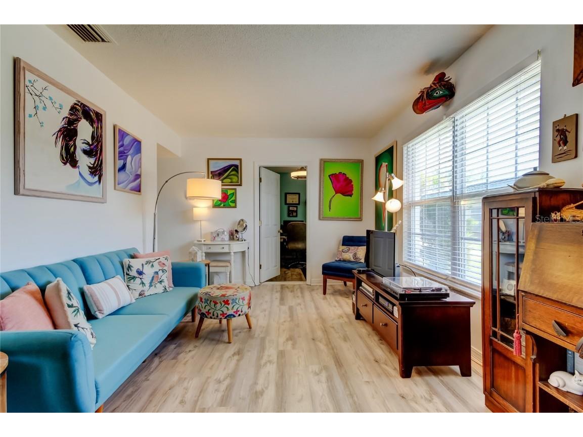 7727 39th Avenue N Saint Petersburg FL 33709 TB8438573 image9