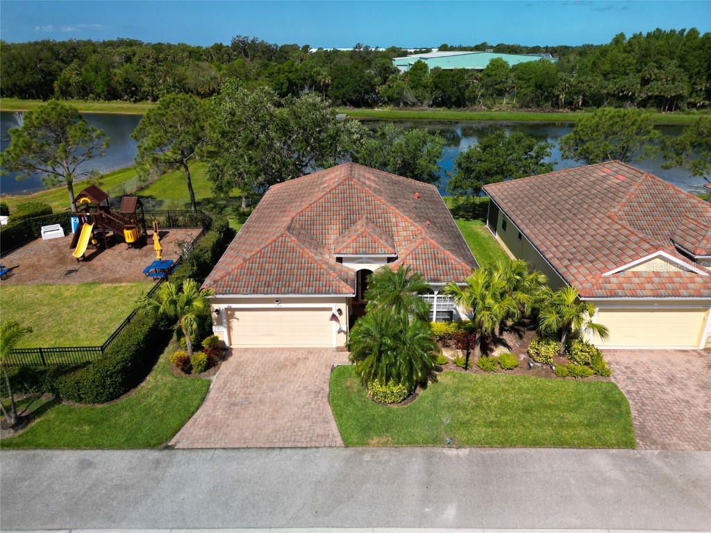 7728 31st Street E Sarasota FL 34243 A4567920 image1