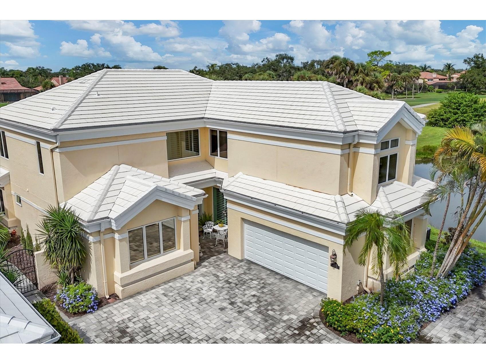 7728 Club Lane Sarasota FL 34238 A4666269 image1