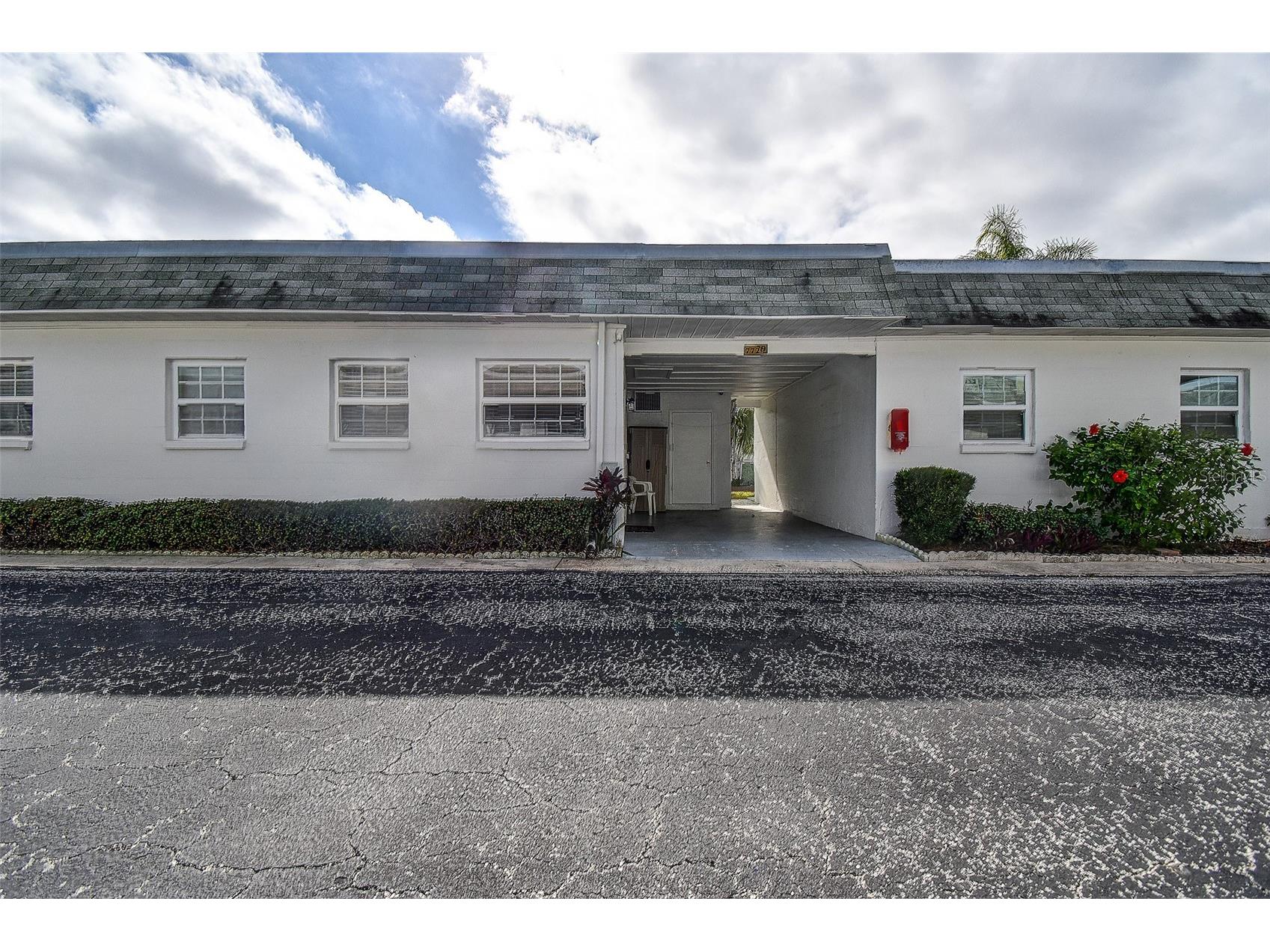 7729 39th Terrace N Saint Petersburg FL 33709 TB8452545 image1