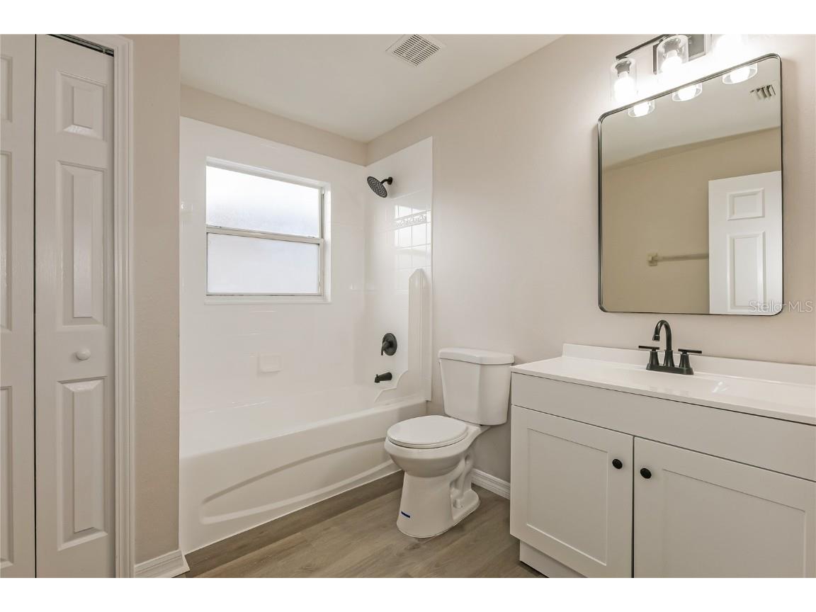 7729 Carriage Pointe Drive Gibsonton FL 33534 TB8432485 image11