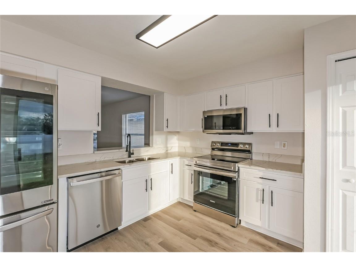 7729 Carriage Pointe Drive Gibsonton FL 33534 TB8432485 image8