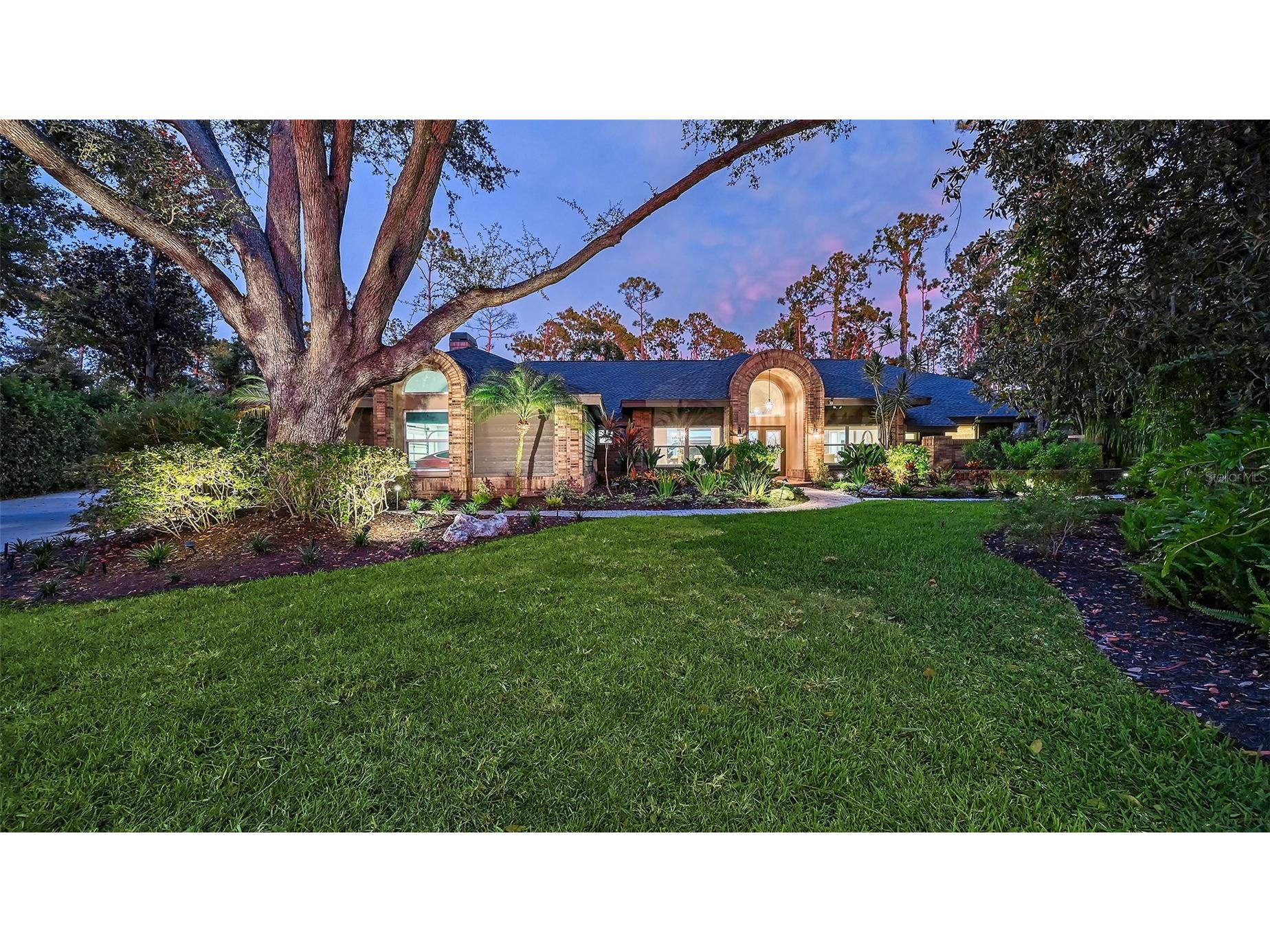 7729 Red Cedar Lane Sarasota FL 34241 A4659888 image1