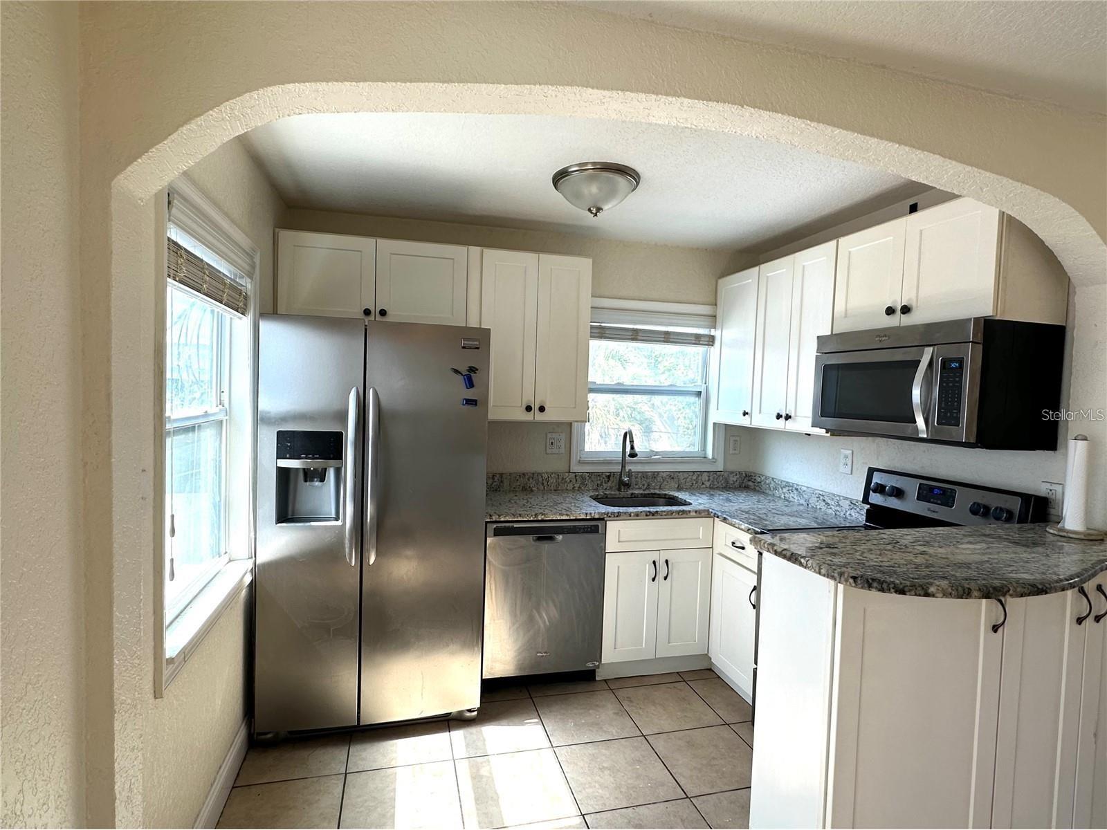 773 4th Avenue N #1/2 Saint Petersburg FL 33701 TB8517909 image2