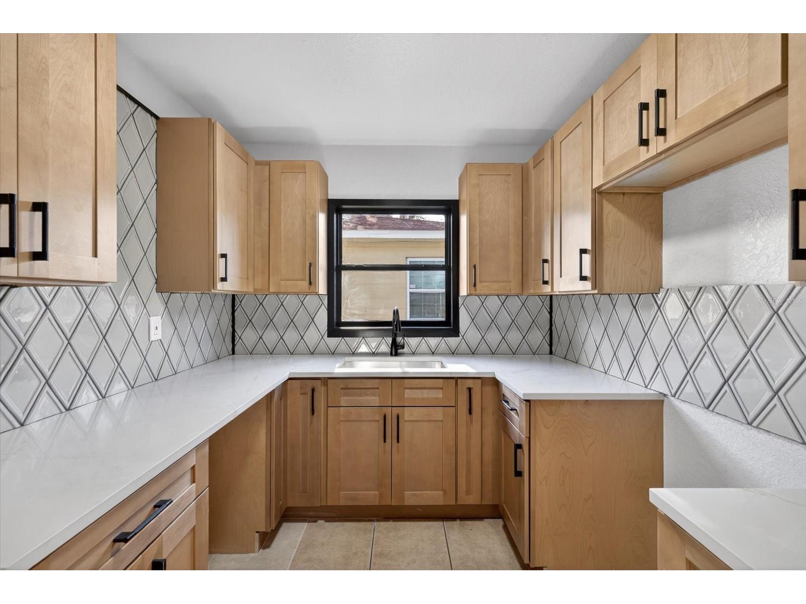 773 W Harbor Drive S Saint Petersburg FL 33705 W7882555 image15