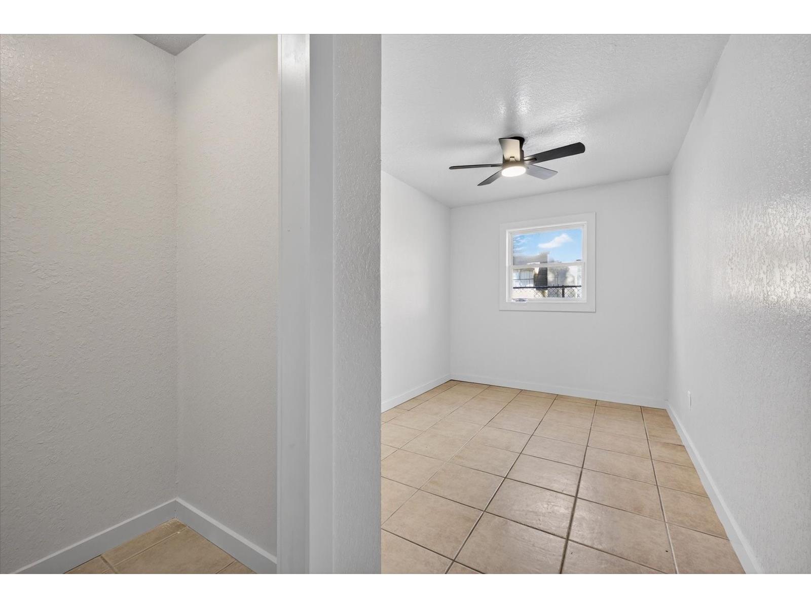 773 W Harbor Drive S Saint Petersburg FL 33705 W7882555 image16