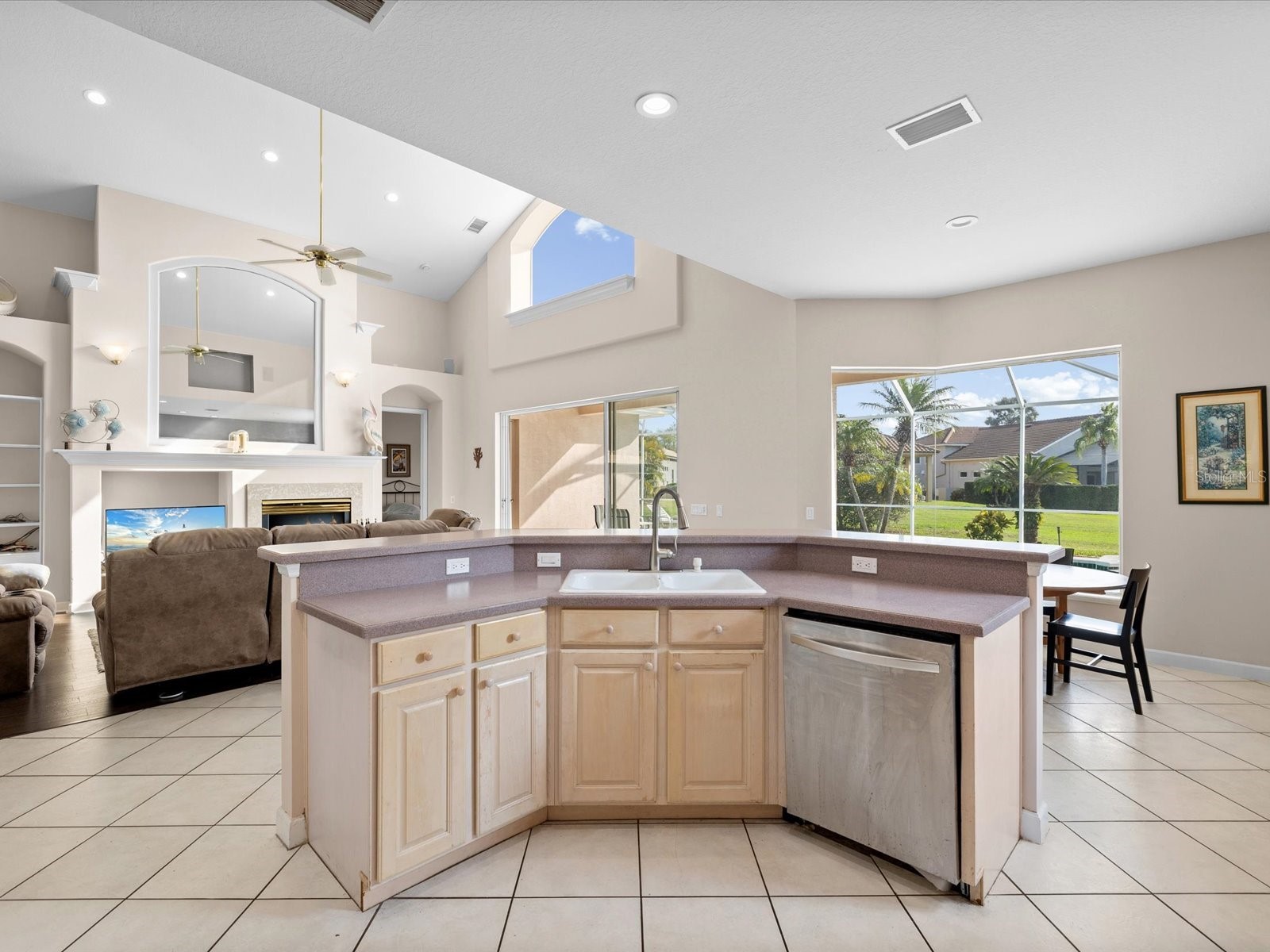 7730 Aralia Way Seminole FL 33777 TB8488515 image16