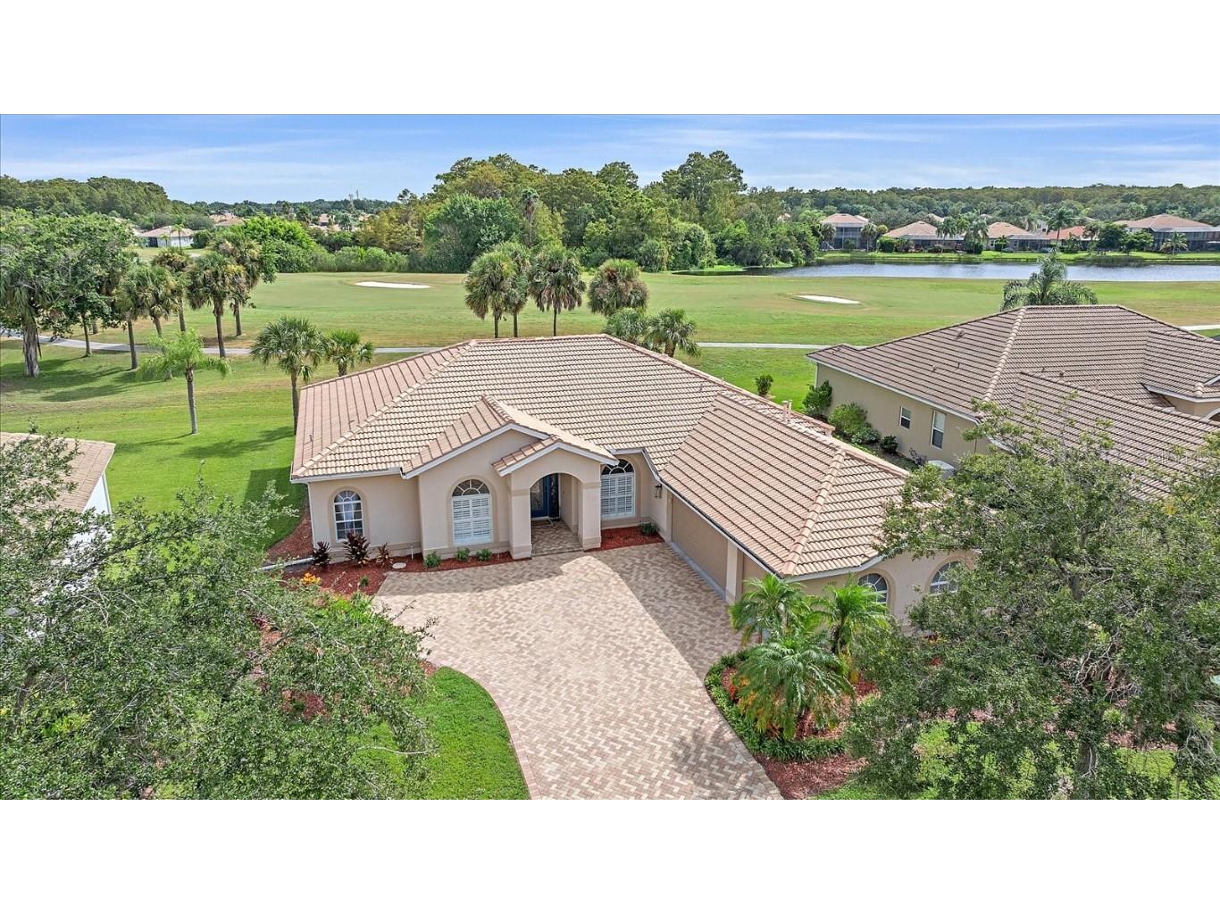 7730 Camden Harbour Drive Bradenton FL 34212 A4625095 image1