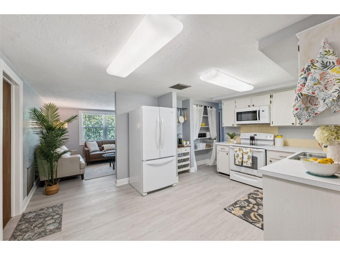 7730 Chapel Avenue Port Richey FL 34668 TB8412772 image12