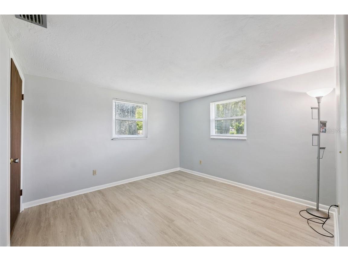 7730 Chapel Avenue Port Richey FL 34668 TB8412772 image24