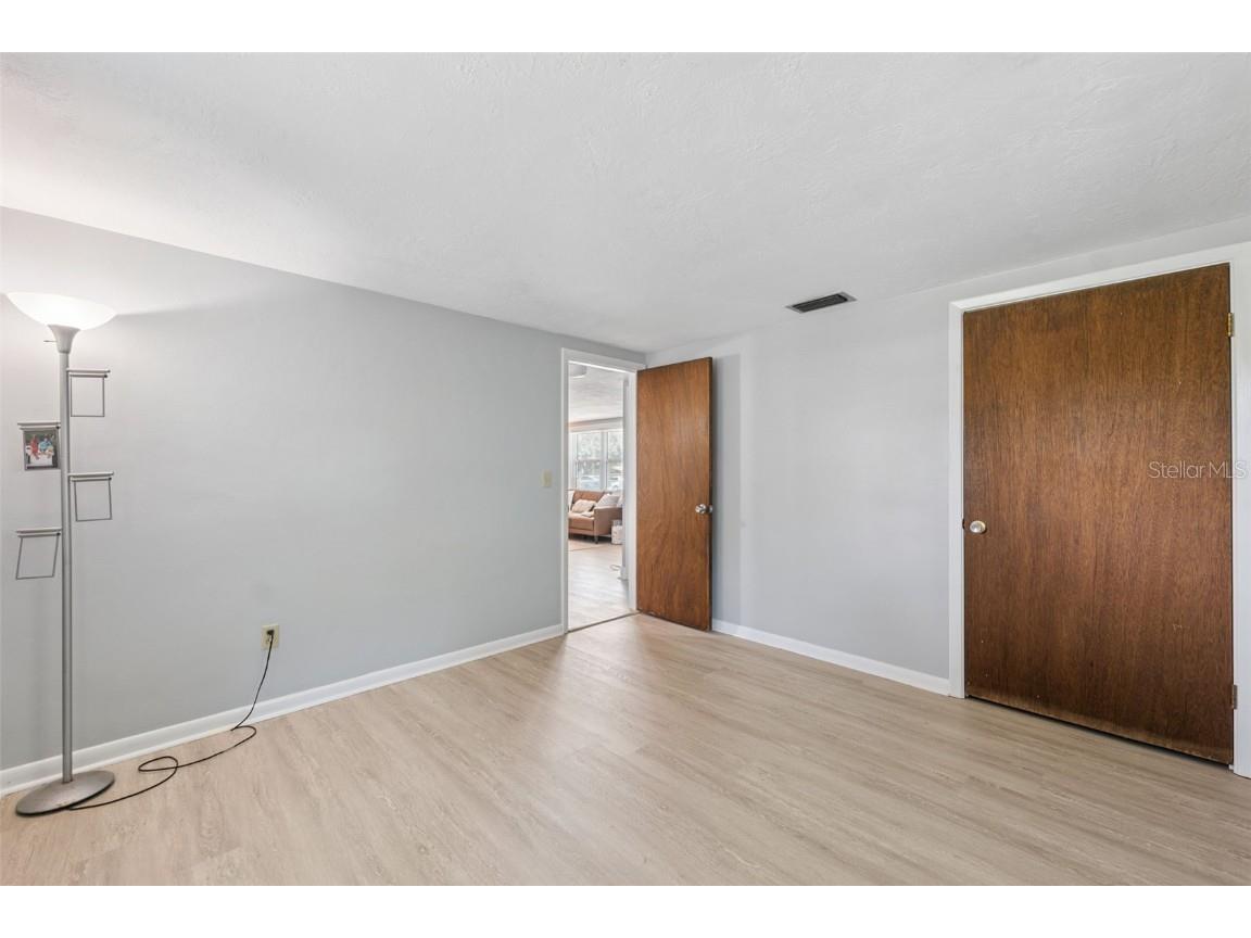 7730 Chapel Avenue Port Richey FL 34668 TB8412772 image25