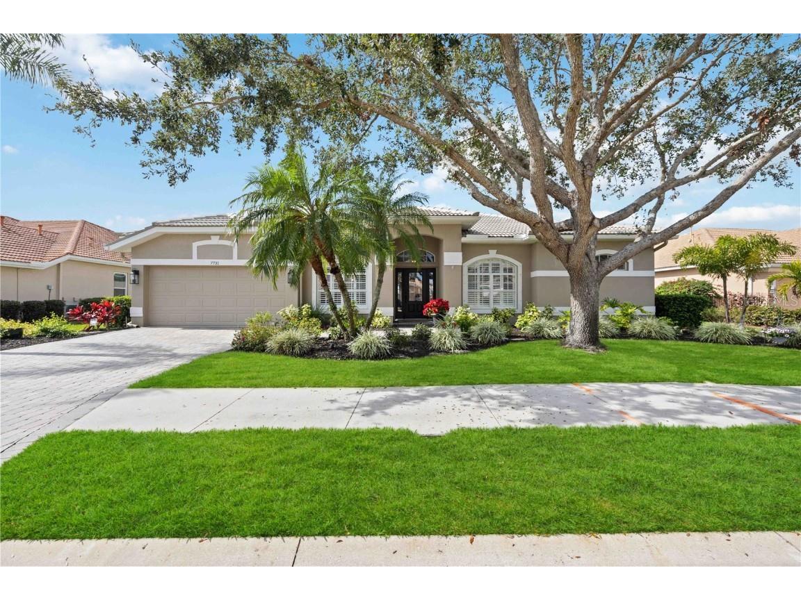 7731 Camden Harbour Drive Bradenton FL 34212 A4639699 image1