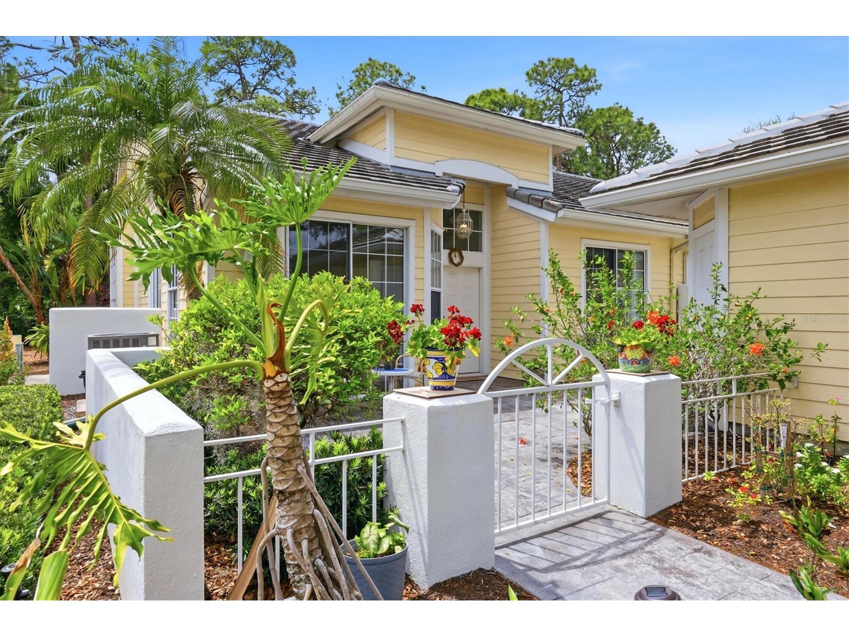 7731 Whitebridge Glen University Park FL 34201 A4688909 image3