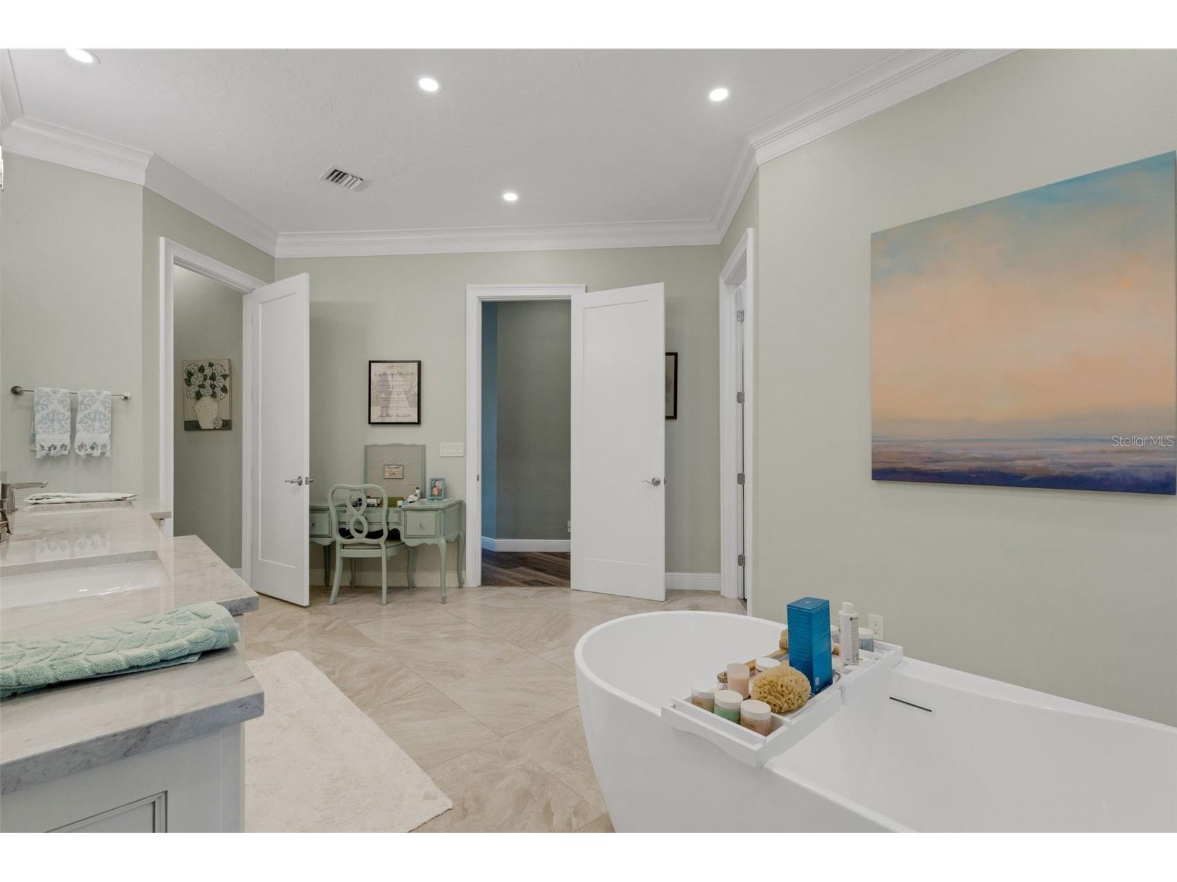 7732 Donald Ross Road W Sarasota FL 34240 A4692026 image37