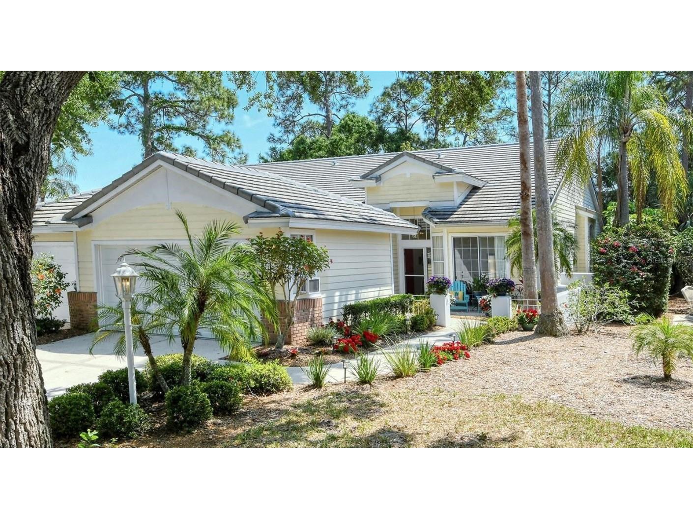 7733 Whitebridge Glen University Park FL 34201 A4565527 image1